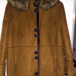 NOVELTI - XL, full length, brown & tan, immaculate coat with hood.